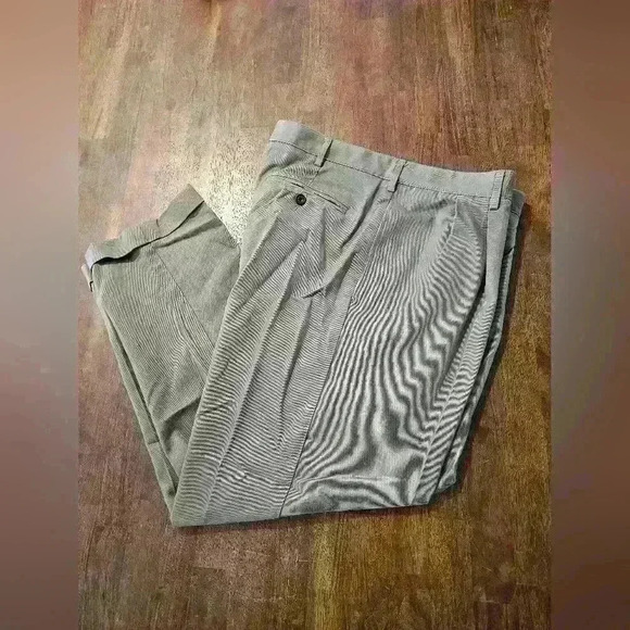 Mens Lands End khaki dress pants 35x30 - Picture 4 of 4